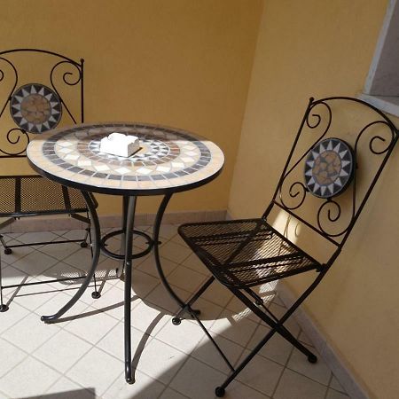 Relax Due Passi Dal Mare Apartment Spadafora Exterior foto